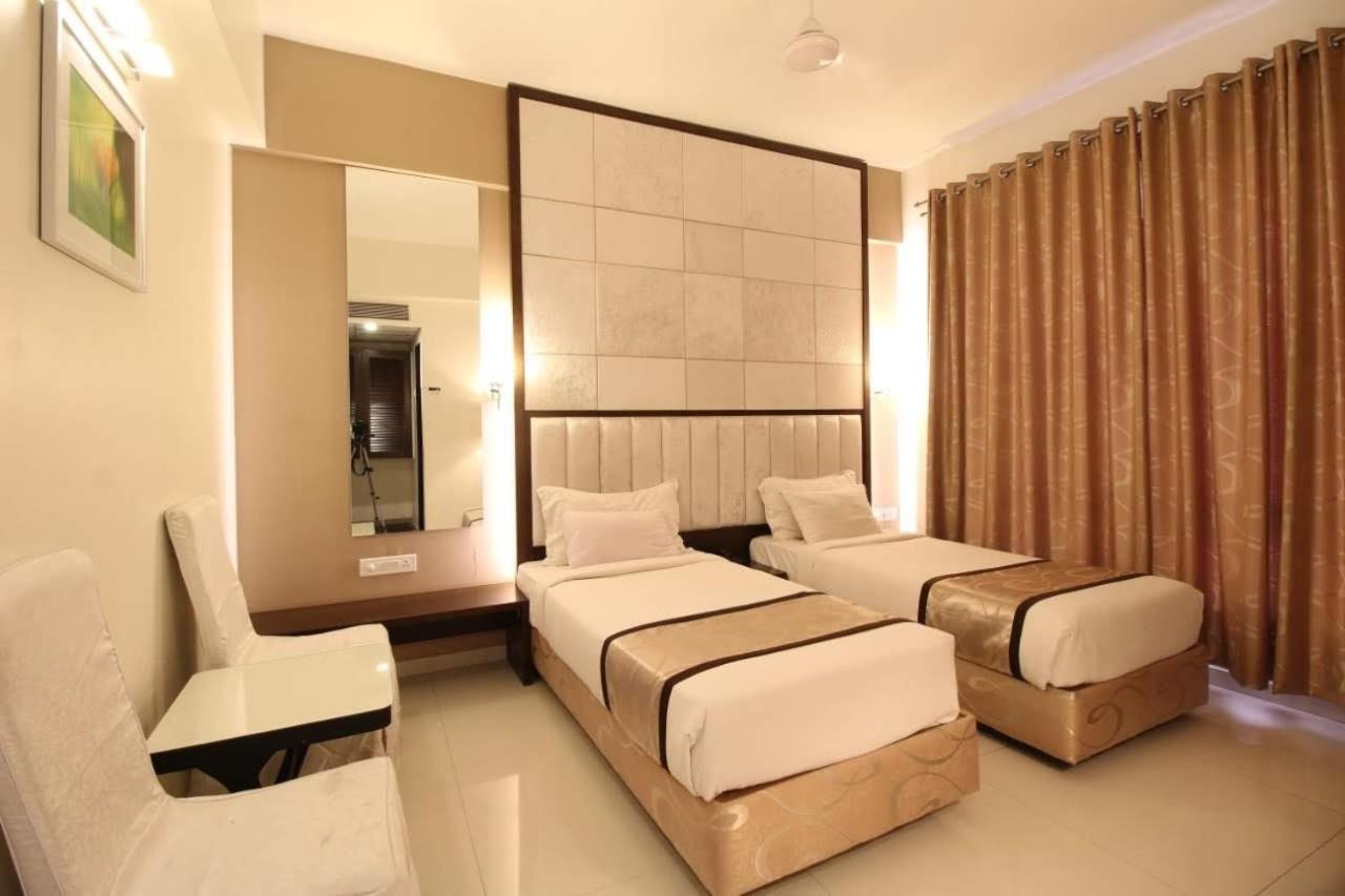 Hotel Silver Inn LLP Aurangabad  Eksteriør bilde