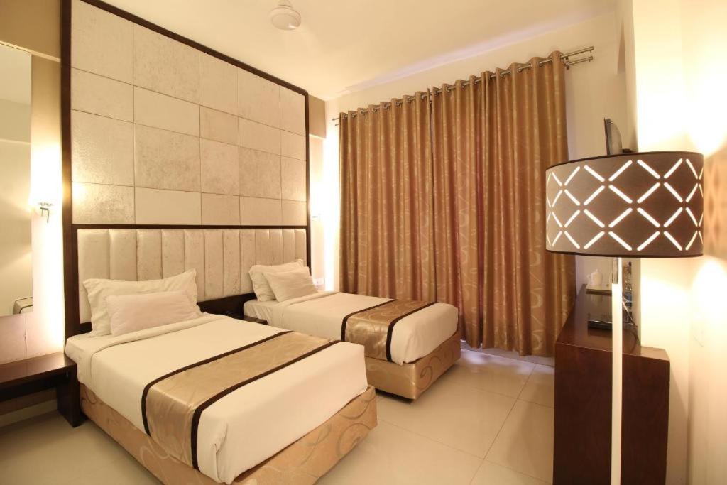 Hotel Silver Inn LLP Aurangabad  Eksteriør bilde