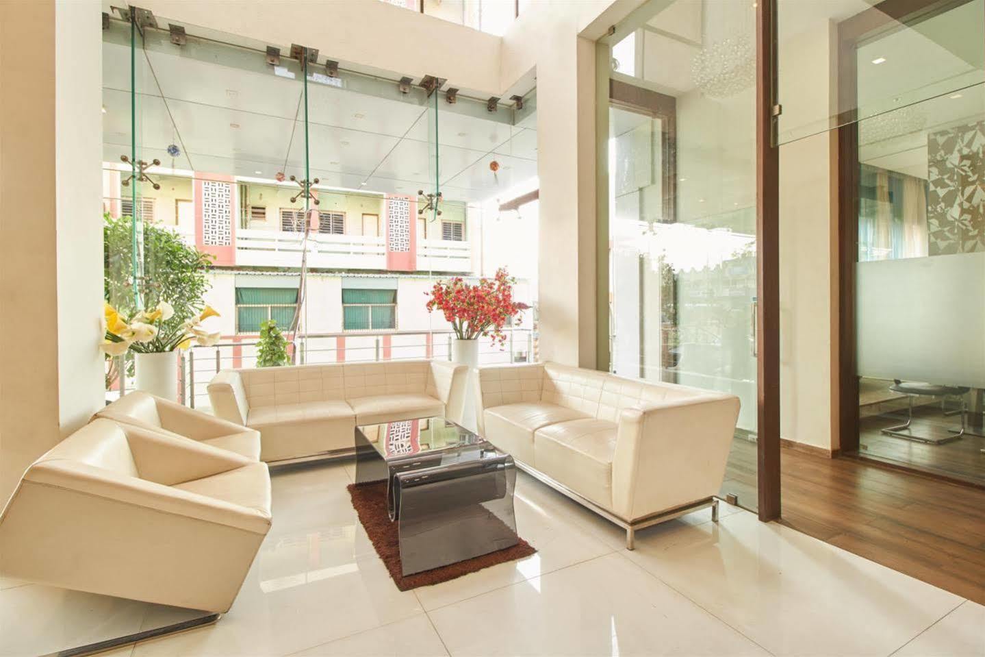 Hotel Silver Inn LLP Aurangabad  Eksteriør bilde