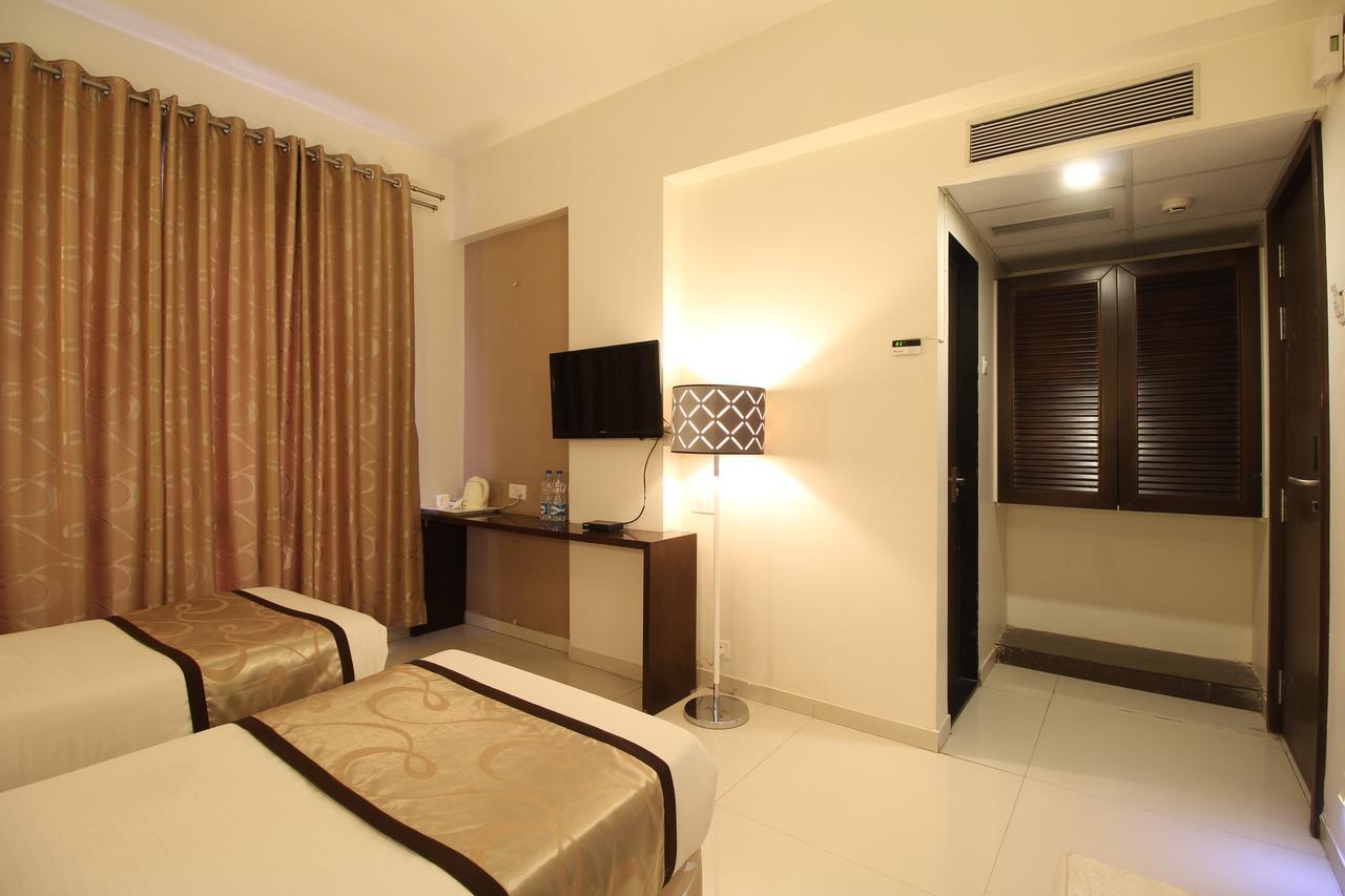 Hotel Silver Inn LLP Aurangabad  Eksteriør bilde