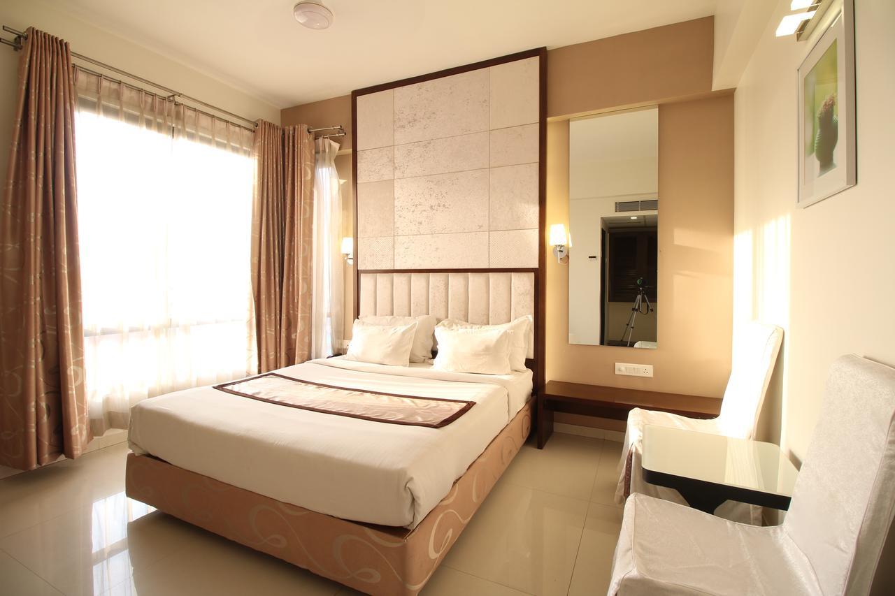 Hotel Silver Inn LLP Aurangabad  Eksteriør bilde
