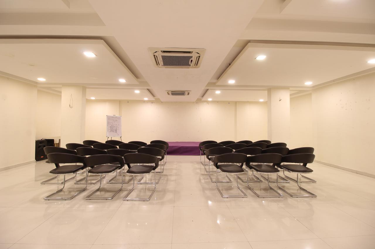 Hotel Silver Inn LLP Aurangabad  Eksteriør bilde